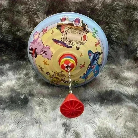 Vintage Large Metal Tin Toy  Spinning Top Toy - Picture 10 of 17